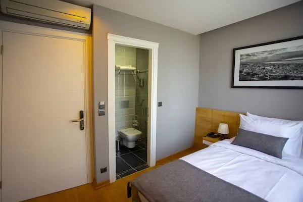 Uzer Otel - Resim 13