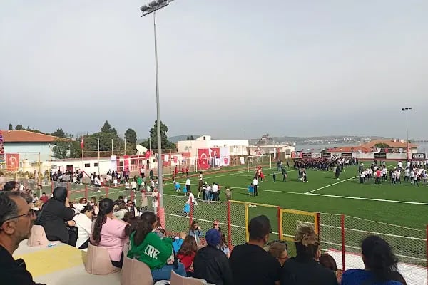 Hüsnü Uğural Stadı - Resim 9
