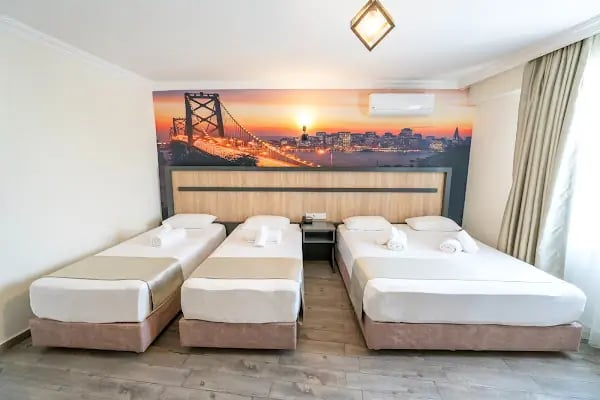 Piyes Otel - Resim 2