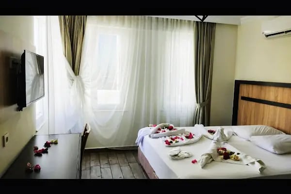 Piyes Otel - Resim 5