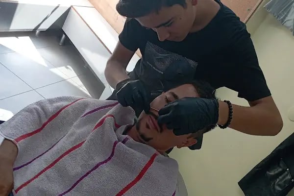 By Kafa Doktoru My Class Erkek Kuaförü - Resim 3