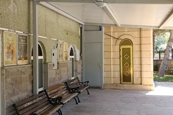Karacaören Merkez Cami - Resim 16