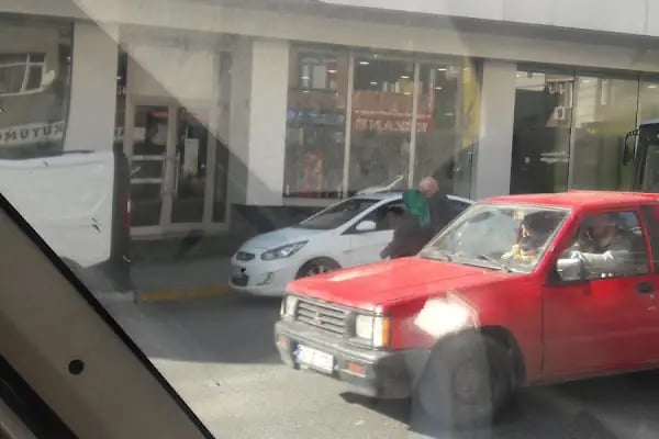Garanti BBVA Bağcılar Şubesi - Resim 3