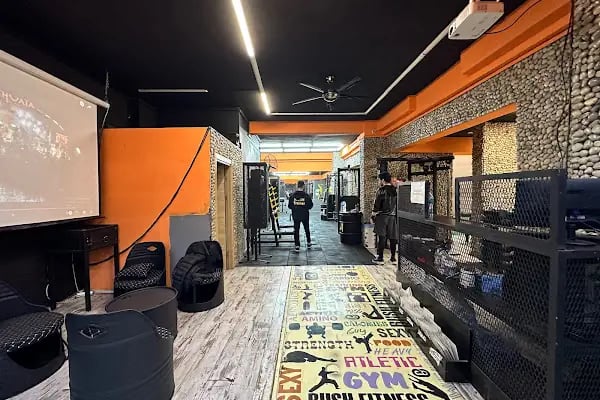 Rush Fitness Club - Resim 4