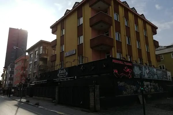 Rush Fitness Club - Resim 5
