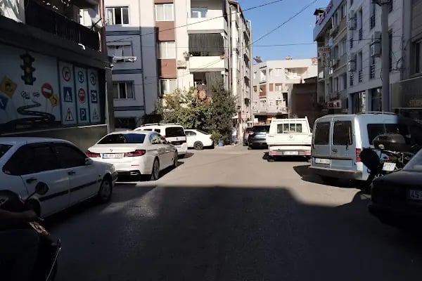 Merkez Sürücü & İş Makineleri Kursları A.Ş - Resim 6
