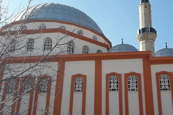 Arıklarlıoğlu Cami - Resim 2