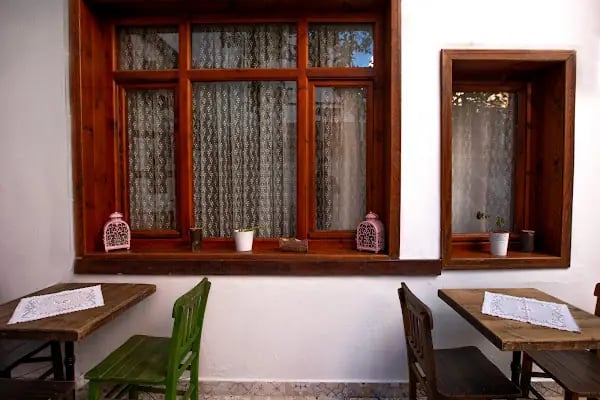 LİLY TOWN BOUTİQUE OLDHOUSE HOTEL - Resim 11
