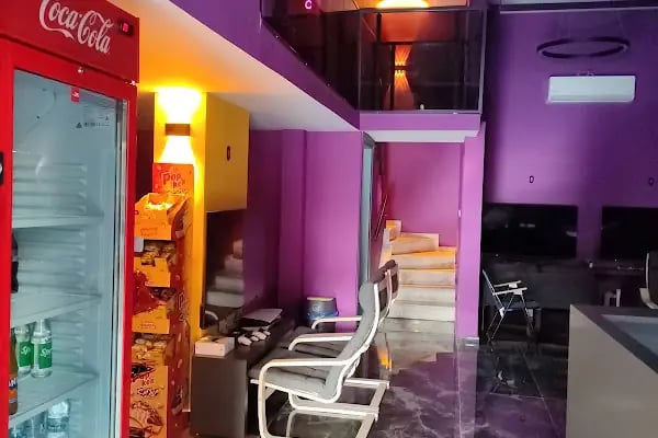 GALACTICOS GAME HOUSE - Resim 3