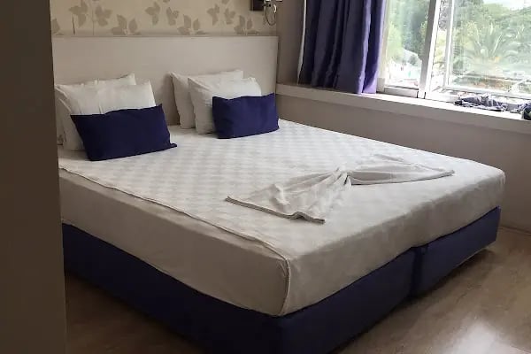 Walk In Hotel - Resim 11