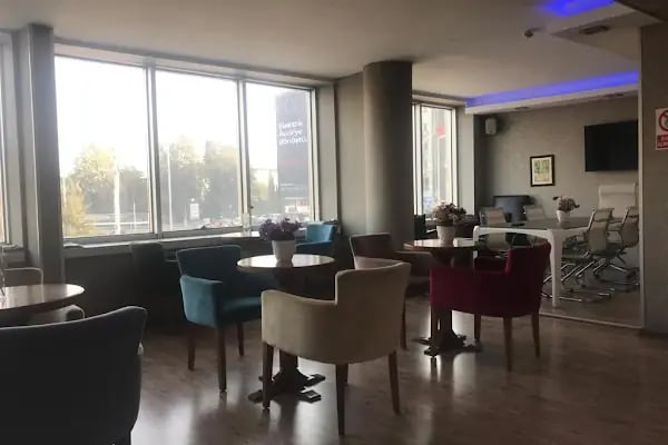 Walk In Hotel - Resim 3