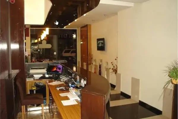 Hotel La Bella - Resim 5