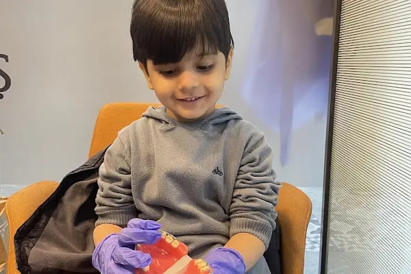 Özel Familya Diş Ağız ve Diş Sağlığı Polikliniği - Resim 15