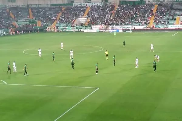 Spor Toto Akhisar Belediye Stadı - Resim 19
