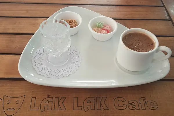 Lak Lak Cafe - Resim 2