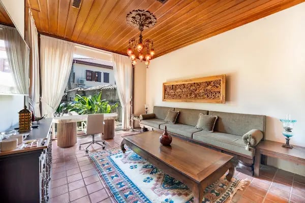 House 5 Hotel - Resim 8