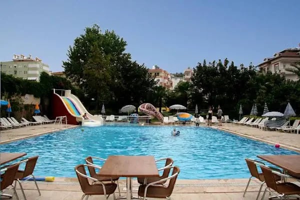 ELYSEE GARDEN FAMILY HOTEL - Resim 3
