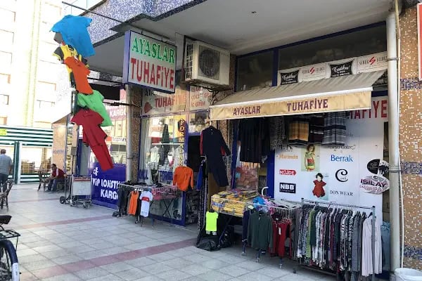 Ayaslar Giyim Tuhafiye Okul Kıyafetleri - Resim 7