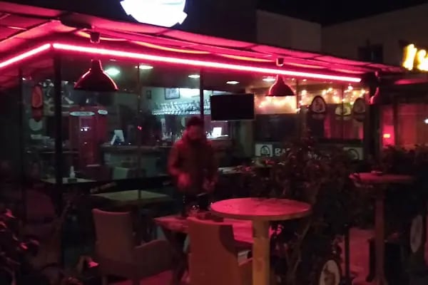 Bar Humbug - Resim 20