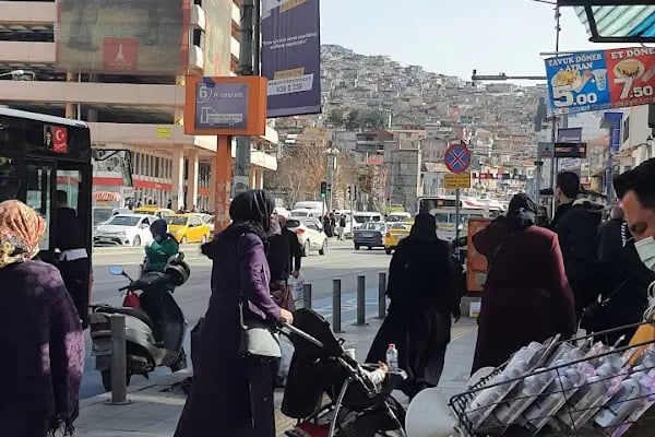 Mezarlıkbaşı - Resim 1