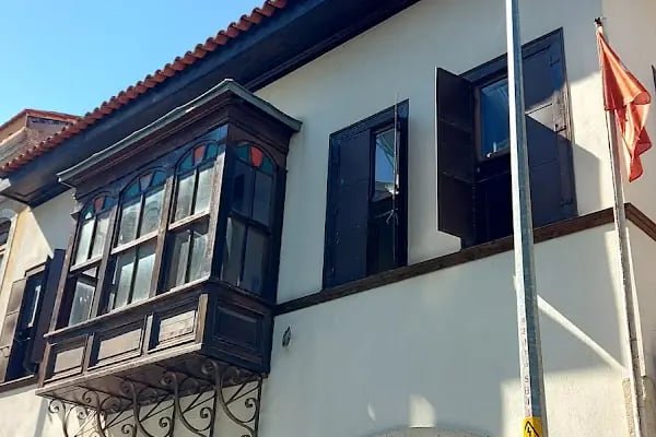 Mezarlıkbaşı - Resim 3