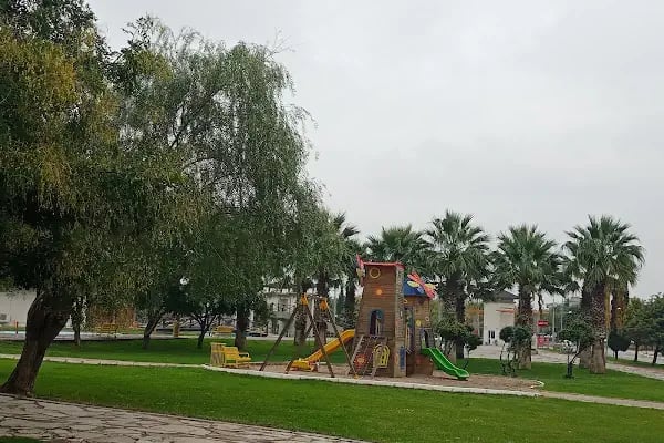 Gölet Park Alanı - Resim 1