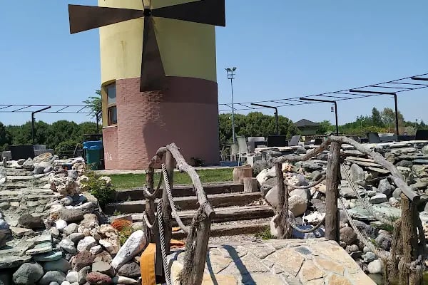 Gölet Park Alanı - Resim 16
