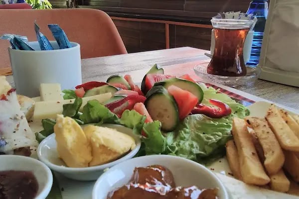 Daisy Cafe - Resim 6