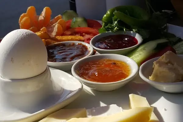 Daisy Cafe - Resim 16