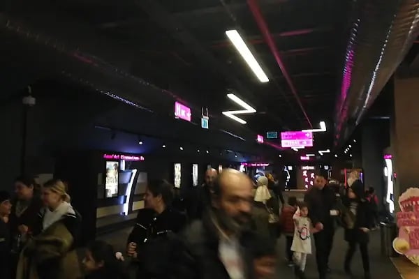 Paribu Cineverse Piazza Şanlıurfa - Resim 19