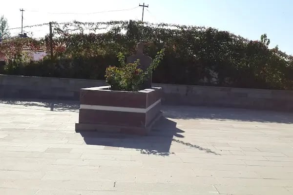 Solfasol Mezarlığı - Resim 17