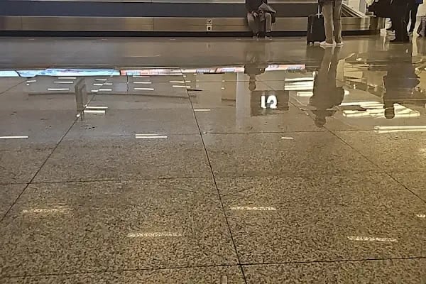 Dış hatlar Ankara Esenboğa - Resim 15