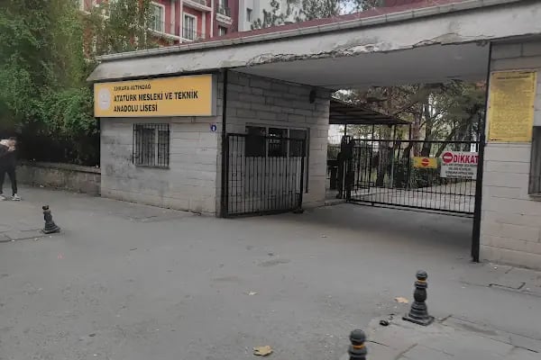 Atatürk Mesleki ve Teknik Anadolu Lisesi - Resim 3