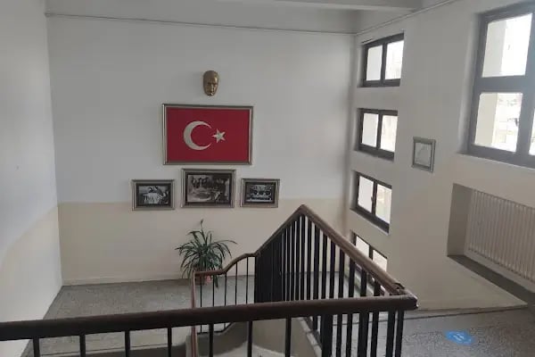 Atatürk Mesleki ve Teknik Anadolu Lisesi - Resim 12