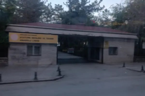 Atatürk Mesleki ve Teknik Anadolu Lisesi - Resim 20