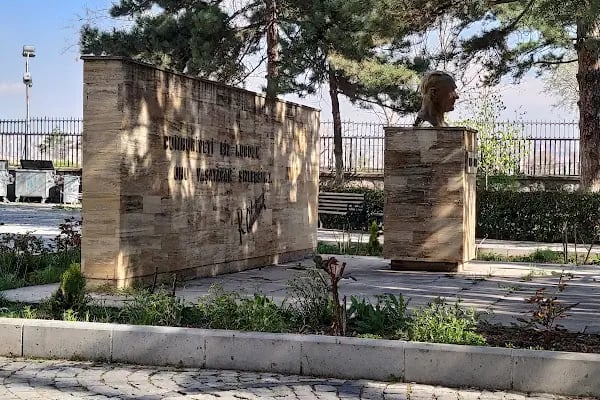 Atatürk Mesleki ve Teknik Anadolu Lisesi - Resim 9