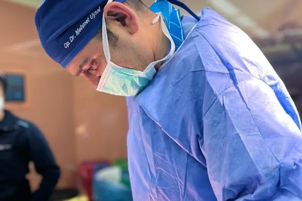 Op.Dr. Mehmet Uysal, Dr.Öğrt. Üyesi, Ortopedi Ve Travmatoloji MEDİCANA ATAŞEHİR HASTANESİ - Resim 5