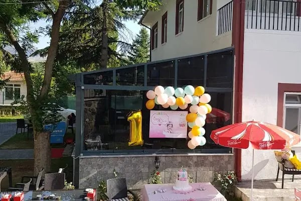 Cafe Eins - Resim 1
