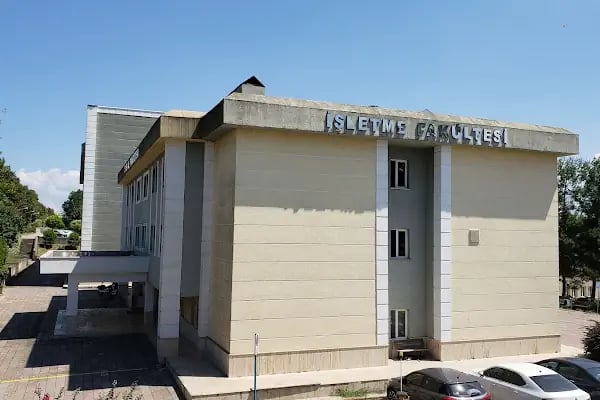 Sakarya Üniversitesi İşletme Fakültesi - Resim 6