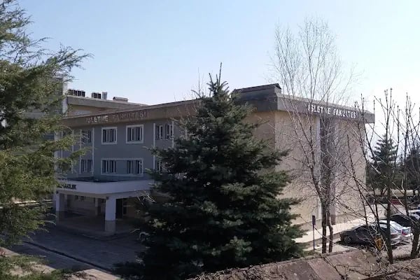 Sakarya Üniversitesi İşletme Fakültesi - Resim 12