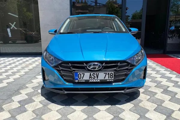 Piazza Invest Rent a Car - Resim 6