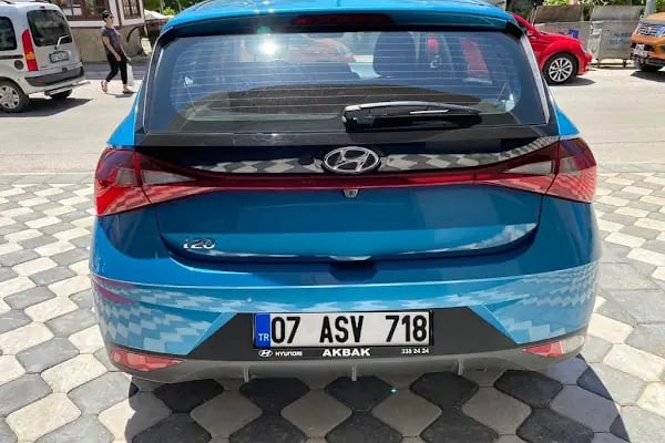Piazza Invest Rent a Car - Resim 7