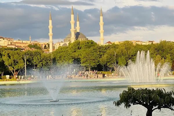 Ulus İtfaiye Meydanı Camisi - Resim 5