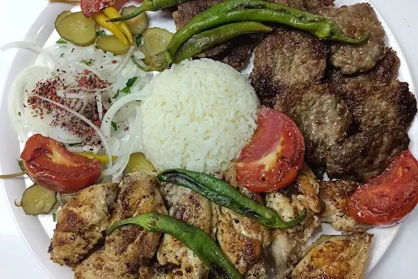 Ballıca Pide &amp; Kebap Salonu - Resim 7