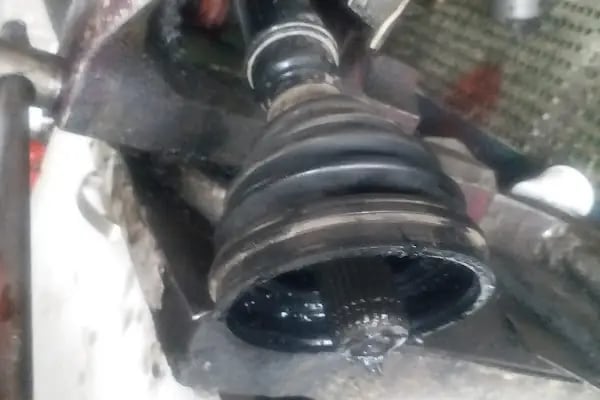 Avrupa Oto ( Muğla Volkswagen Vw Audi Seat Skoda Özel servis Tamir Bakım Yedek Parça) - Resim 12