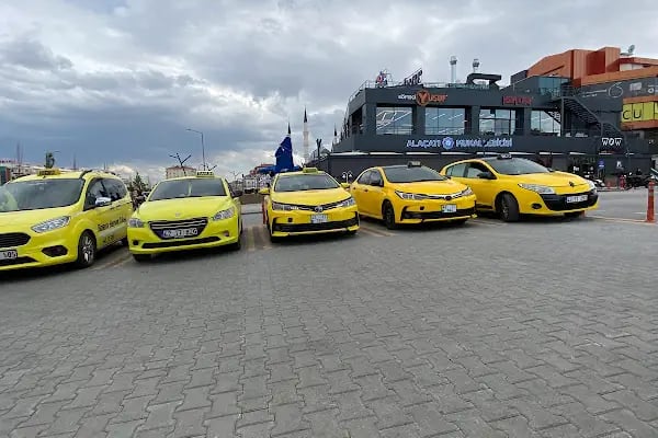 Bosna Hersek Taksi Durağı - Resim 3