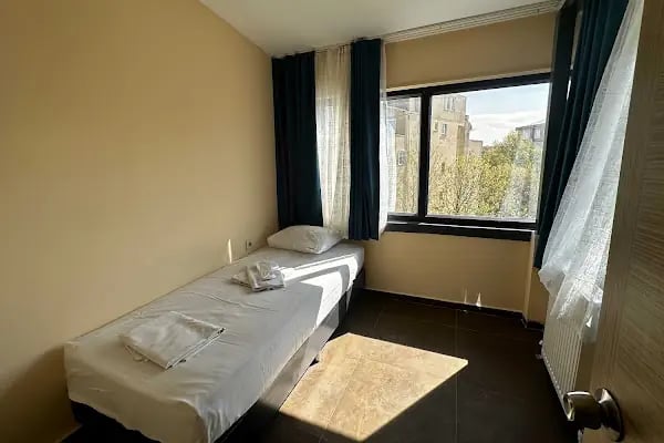 Karyola Pansiyon Otel Gebze - Resim 2