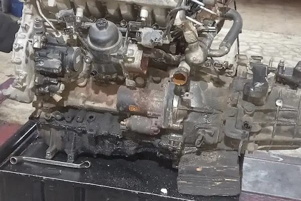 Garanti Otomotiv mitsubishi özel servis - Resim 17