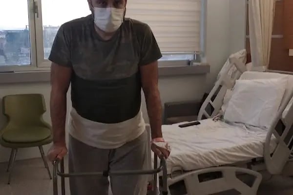 Op. Dr. Ömer Yonga- İstanbul Ortopedi ve Travmatoloji Doktoru - Resim 8
