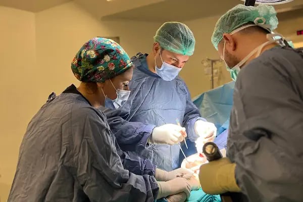 Op. Dr. Ömer Yonga- İstanbul Ortopedi ve Travmatoloji Doktoru - Resim 10